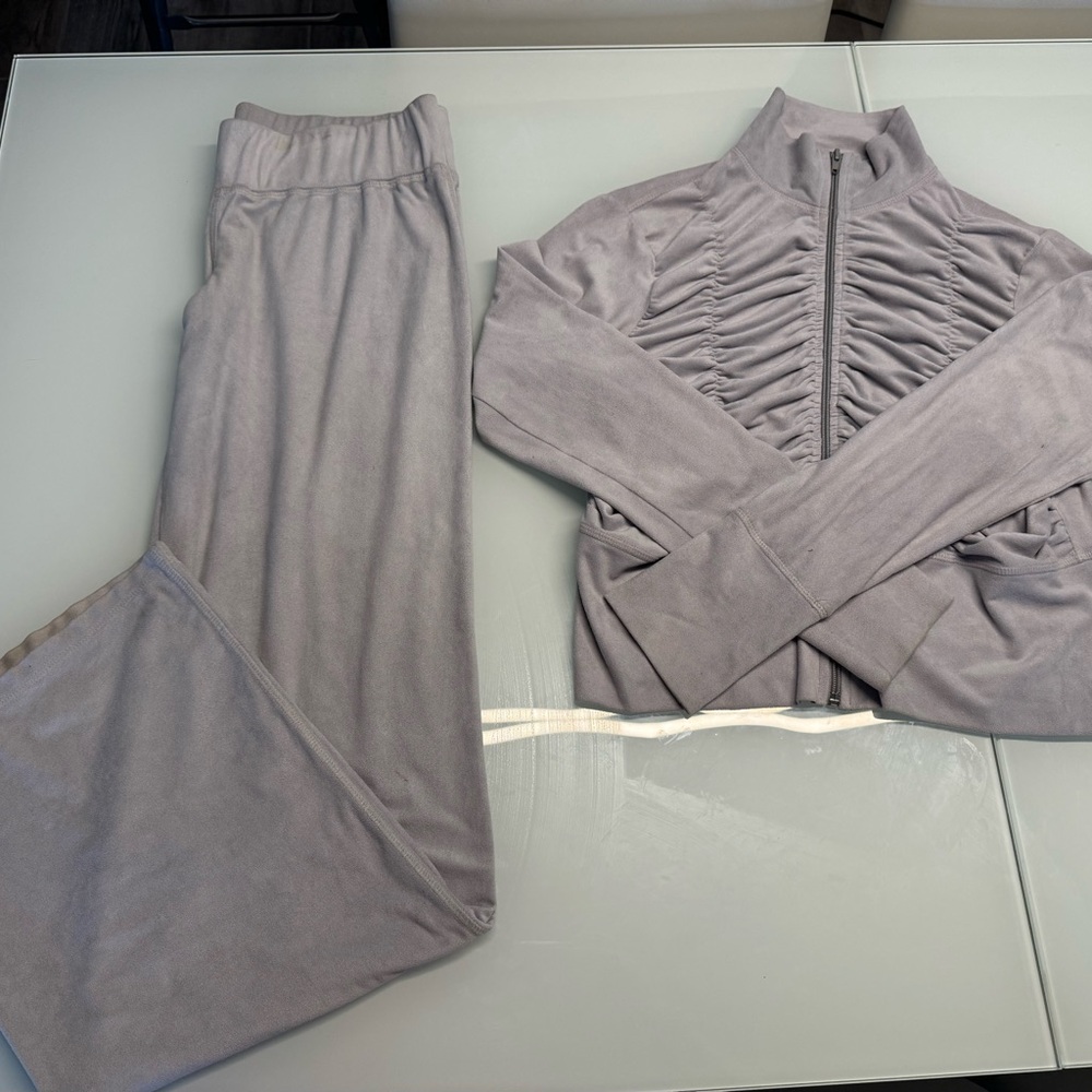 Bebe Gray Ruched UltraSuede Tracksuit Set Size L